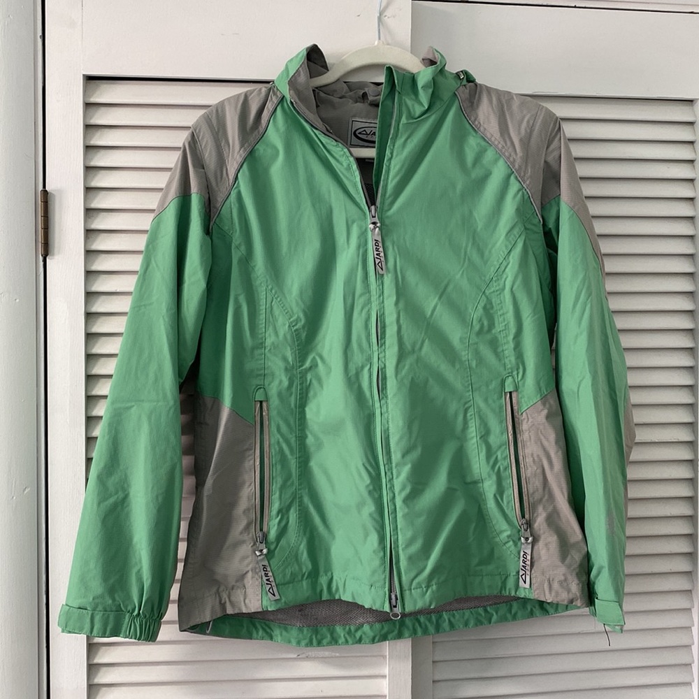 Womens Jardi Sport rain jacket size M